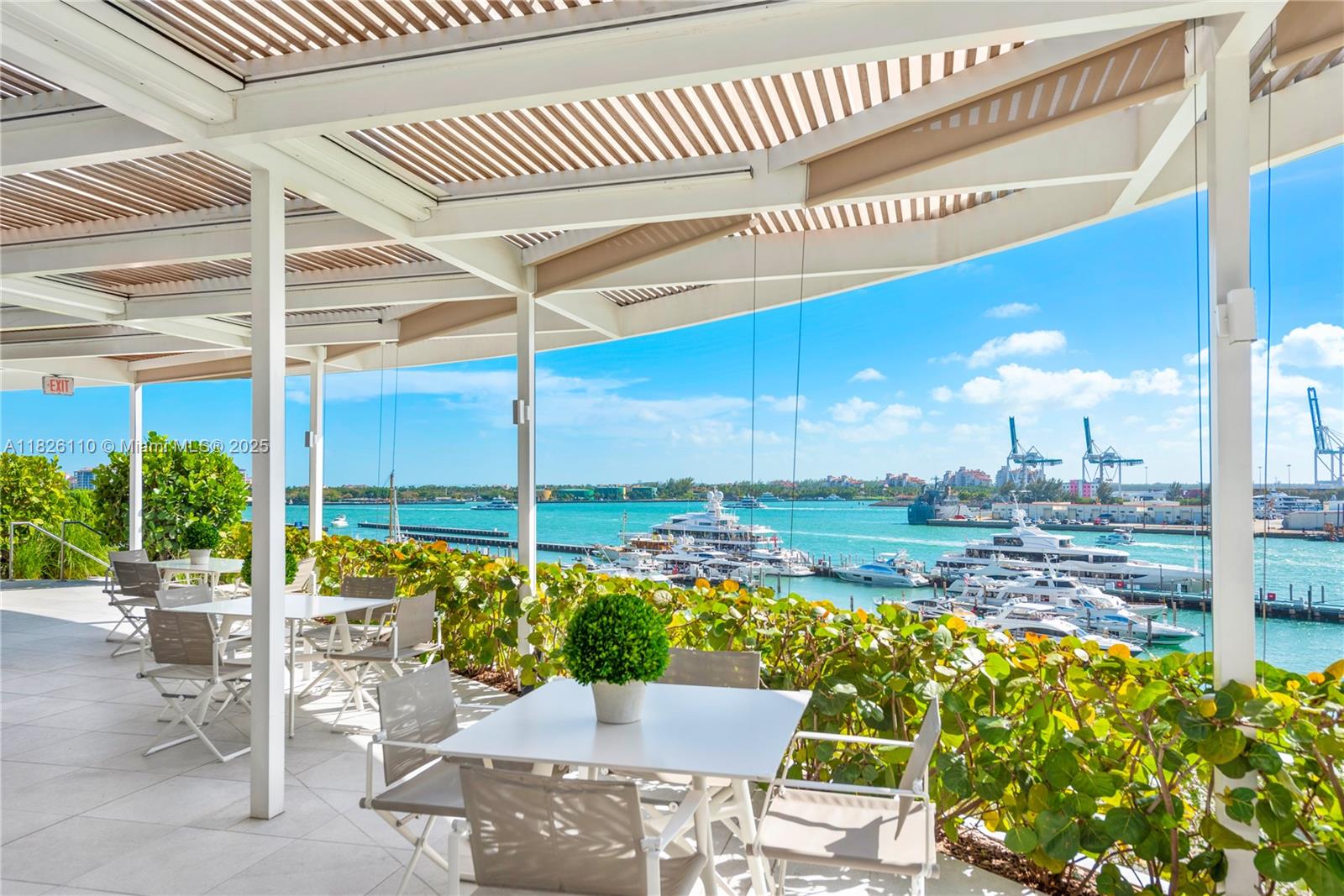 450 Alton Road, Unit 2705 Miami Beach, FL 33139 - Photo 47 of 52