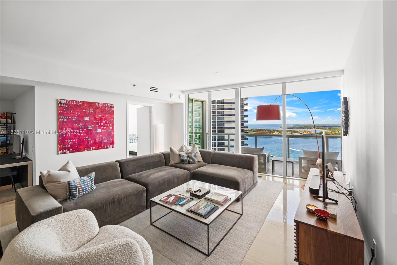 450 Alton Road, Unit 2705 Miami Beach, FL 33139 - Photo 9 of 52