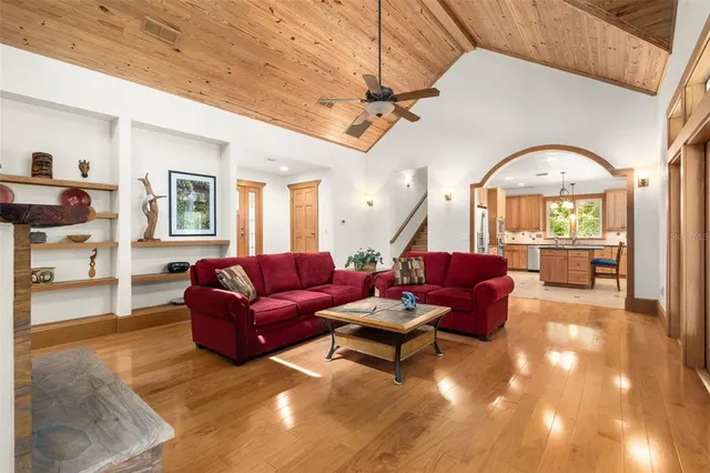 $699,900 | 6916 Northwest 67th Avenue, Gainesville, FL 32653