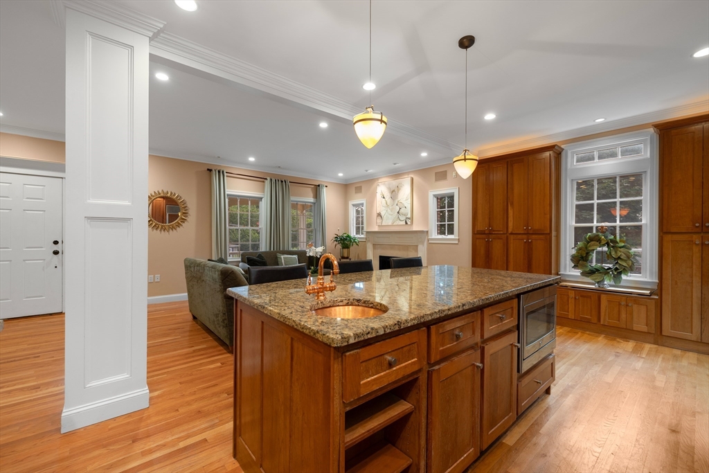 241 Ridge Street Winchester, MA 01890 - Photo 8 of 39