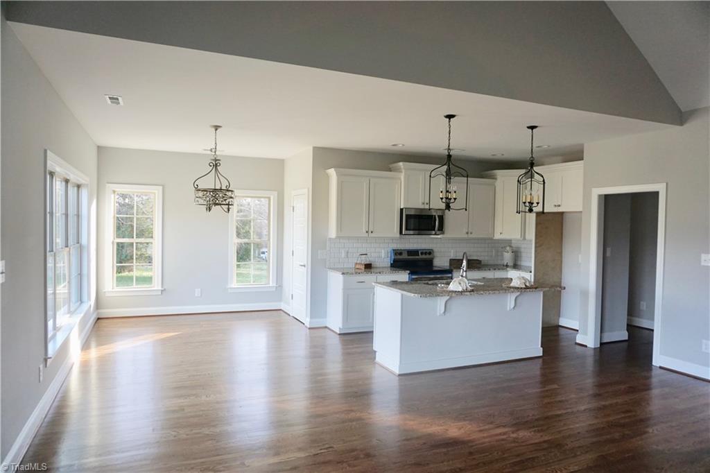 310 Anderson Road Winston-Salem, NC 27107 - Photo 12 of 29 Gallery Image 12