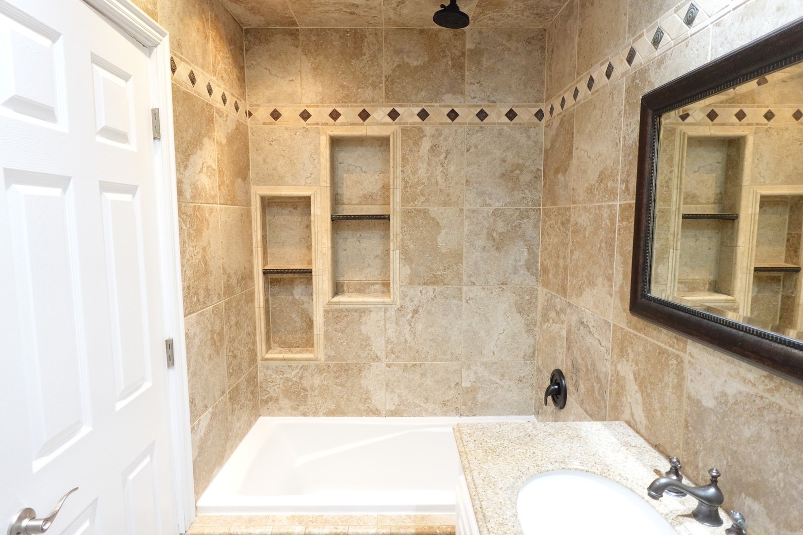 918 East Old Willow Road, Unit 102 Prospect Heights, IL 60070 - Photo 18 of 35