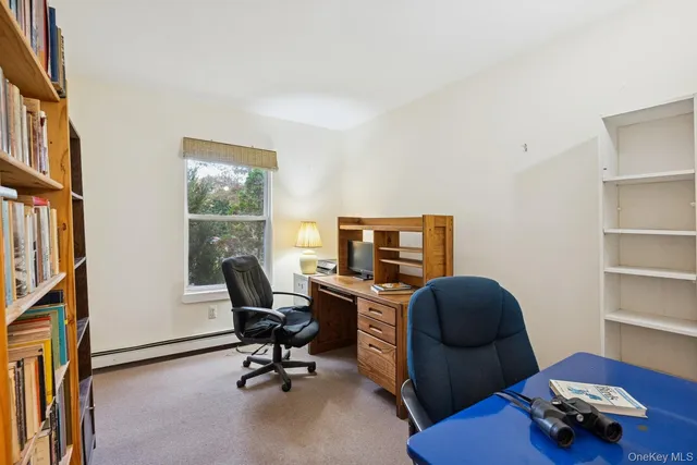 $825,000 | 9 Shinnecock Avenue, East Quogue, NY 11942