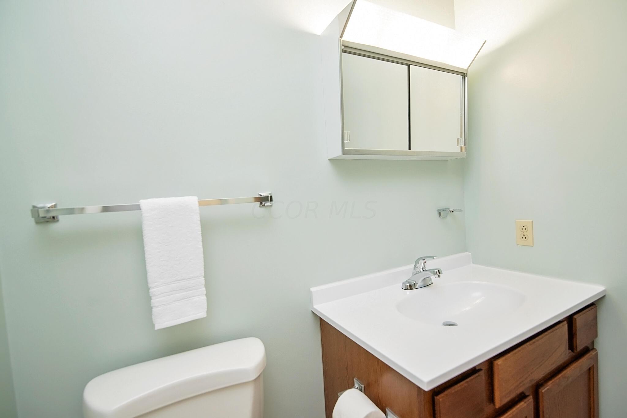 1139 Derby Road Springfield, OH 45503 - Photo 19 of 37 20240730-1139 Derby-019