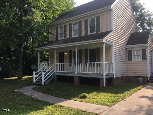 $1,800 | 712 Kimpton Court, Fuquay-Varina, NC 27526