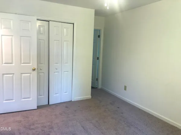 $1,800 | 712 Kimpton Court, Fuquay-Varina, NC 27526