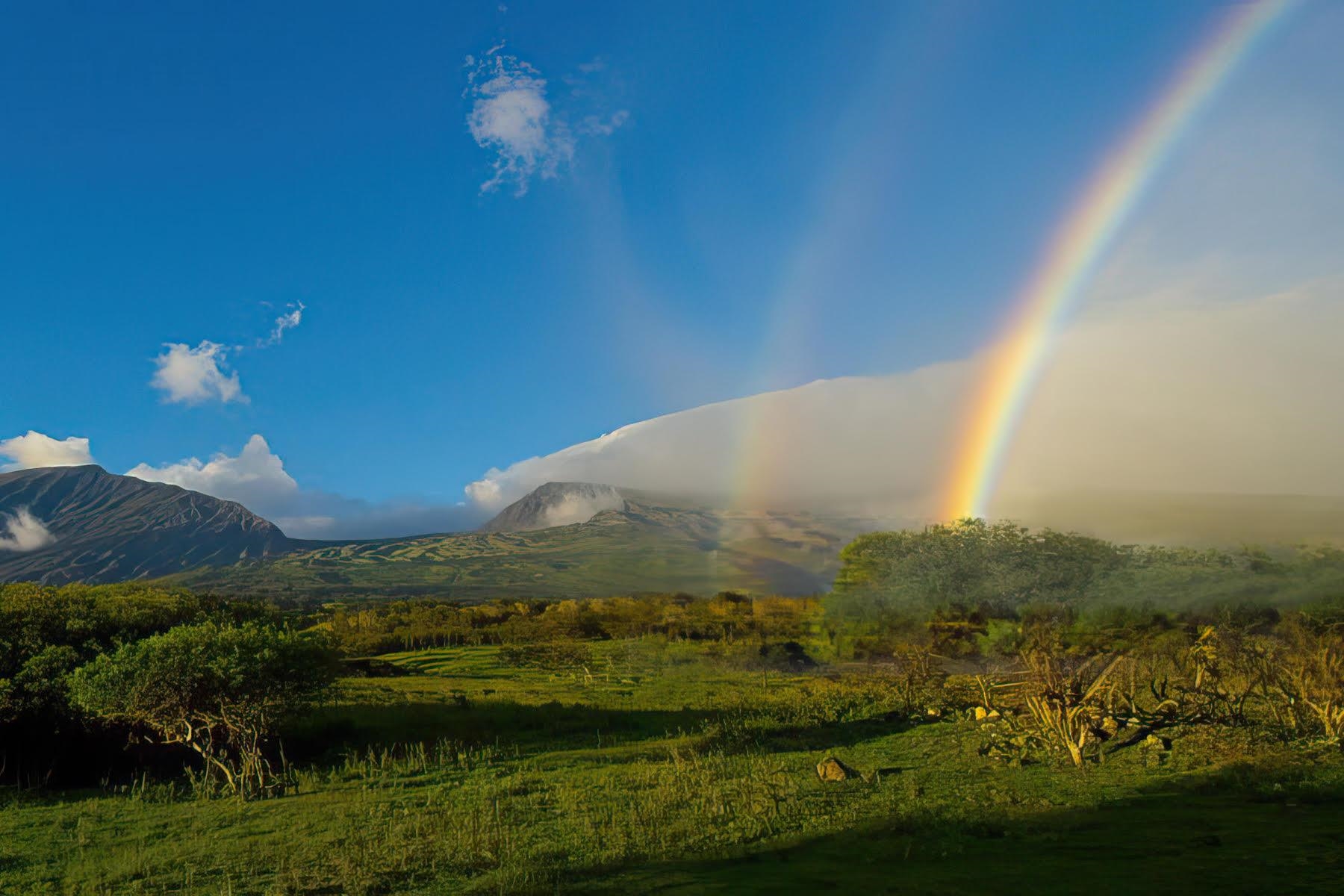 0 Kaupo Gap Road Haiku, HI 96708 - Photo 1 of 9 a view of lake and mountain