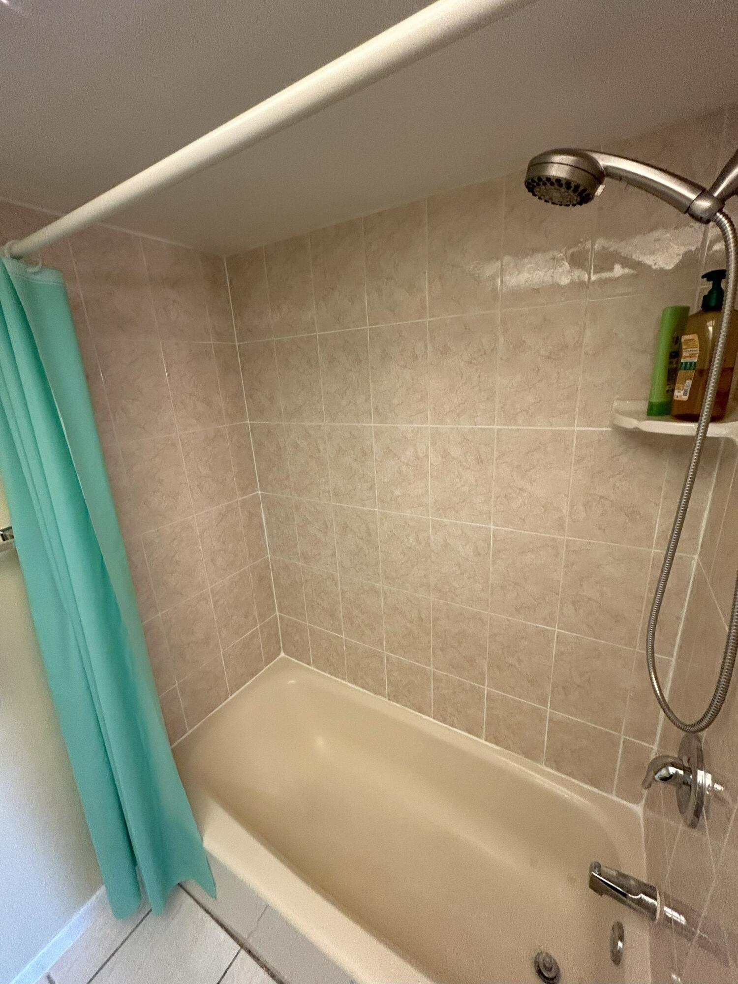 9300 Southwest 8th Street, Unit 216 Boca Raton, FL 33428 - Photo 11 of 31 Bathroom