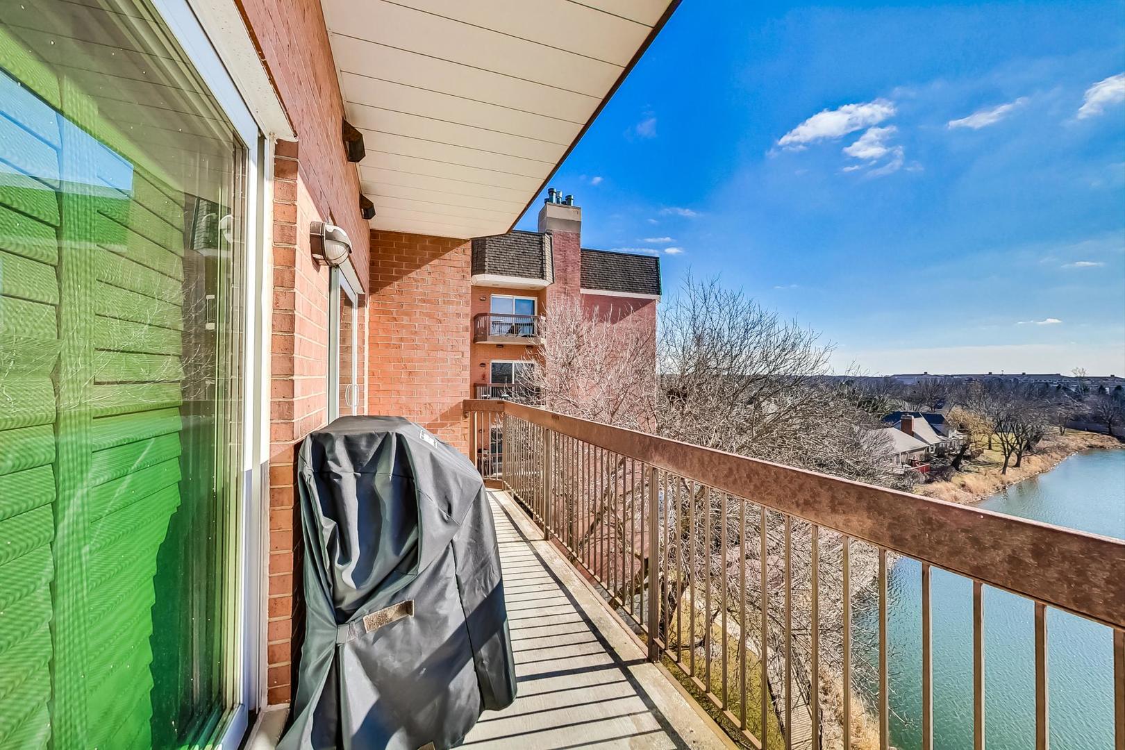 209 Rivershire Lane, Unit 503 Lincolnshire, IL 60069 - Photo 33 of 53 a view of balcony with furniture