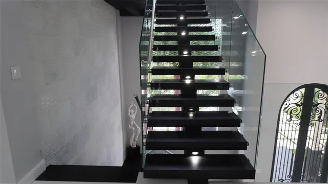 $4,980,000 | 2616 Southeast 10th Court, Pompano Beach, FL 33062