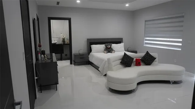 $4,980,000 | 2616 Southeast 10th Court, Pompano Beach, FL 33062