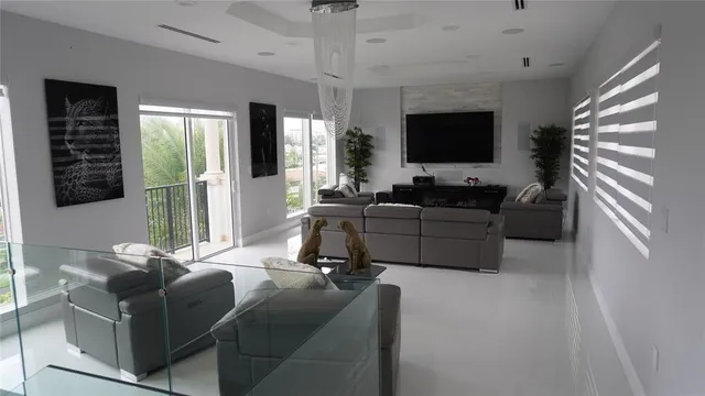 $4,980,000 | 2616 Southeast 10th Court, Pompano Beach, FL 33062