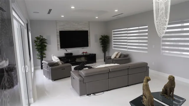 $4,980,000 | 2616 Southeast 10th Court, Pompano Beach, FL 33062