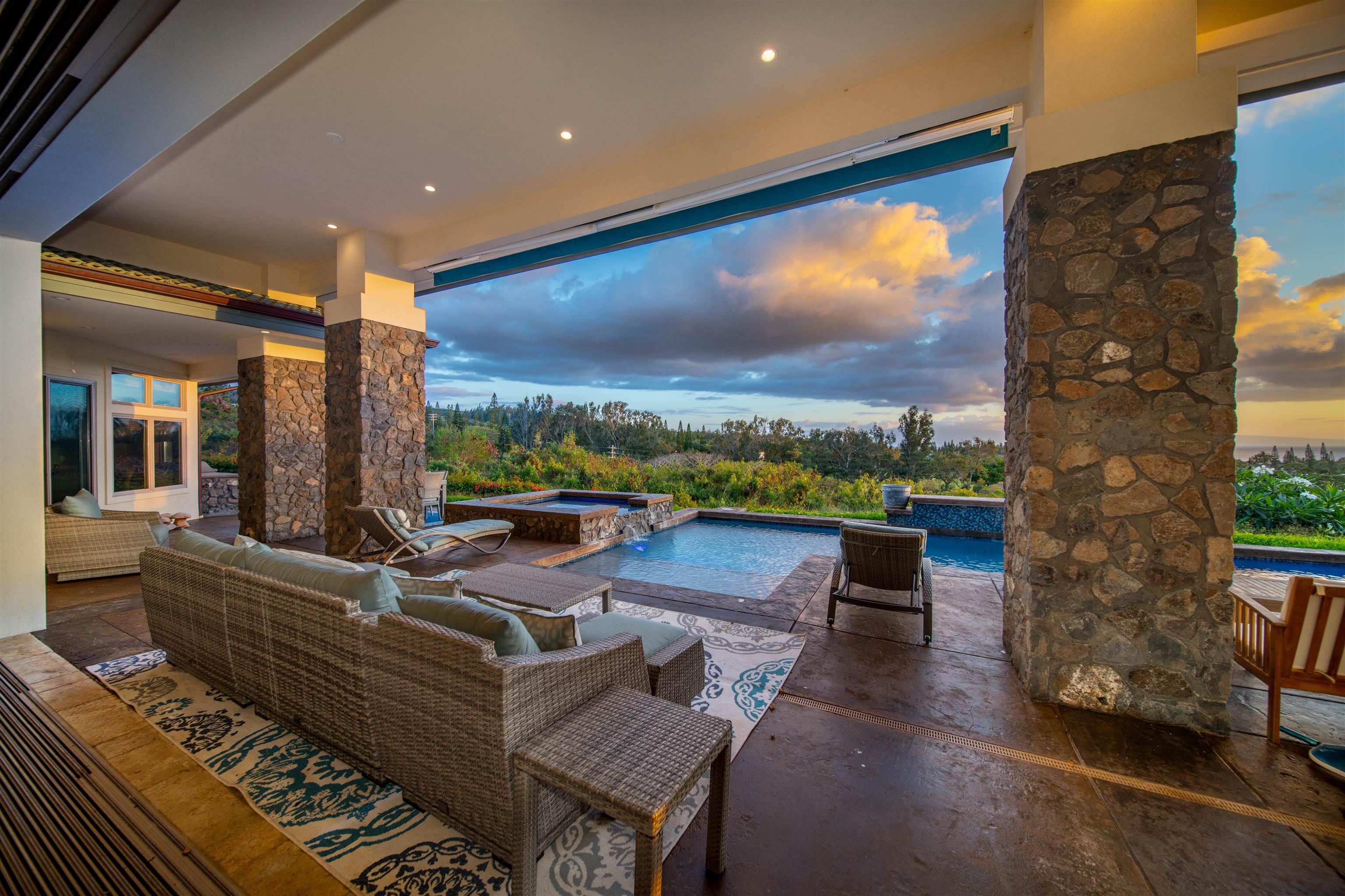 233 Crestview Road Lahaina, HI 96761 - Photo 10 of 29 Gallery Image 10