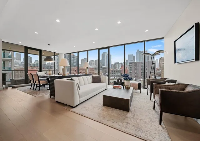 $12,000 | 366 West Superior Street, Unit 801, Chicago, IL 60654