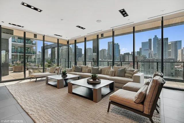 $12,000 | 366 West Superior Street, Unit 801, Chicago, IL 60654