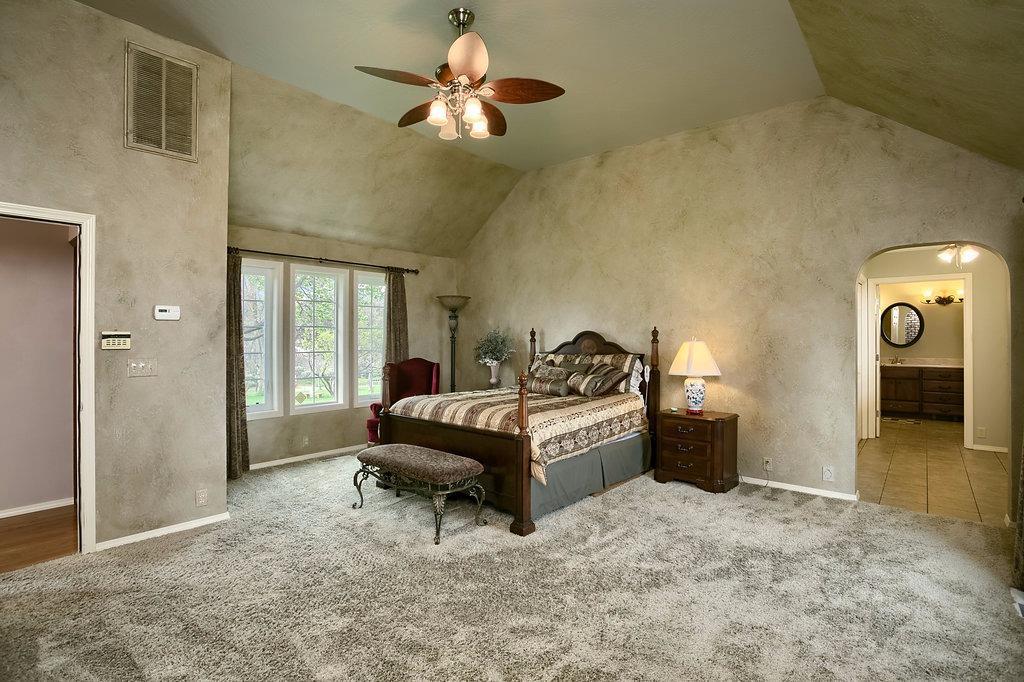 3996 Pioneer Road Medford, OR 97501 - Photo 19 of 35 Additional Photo
