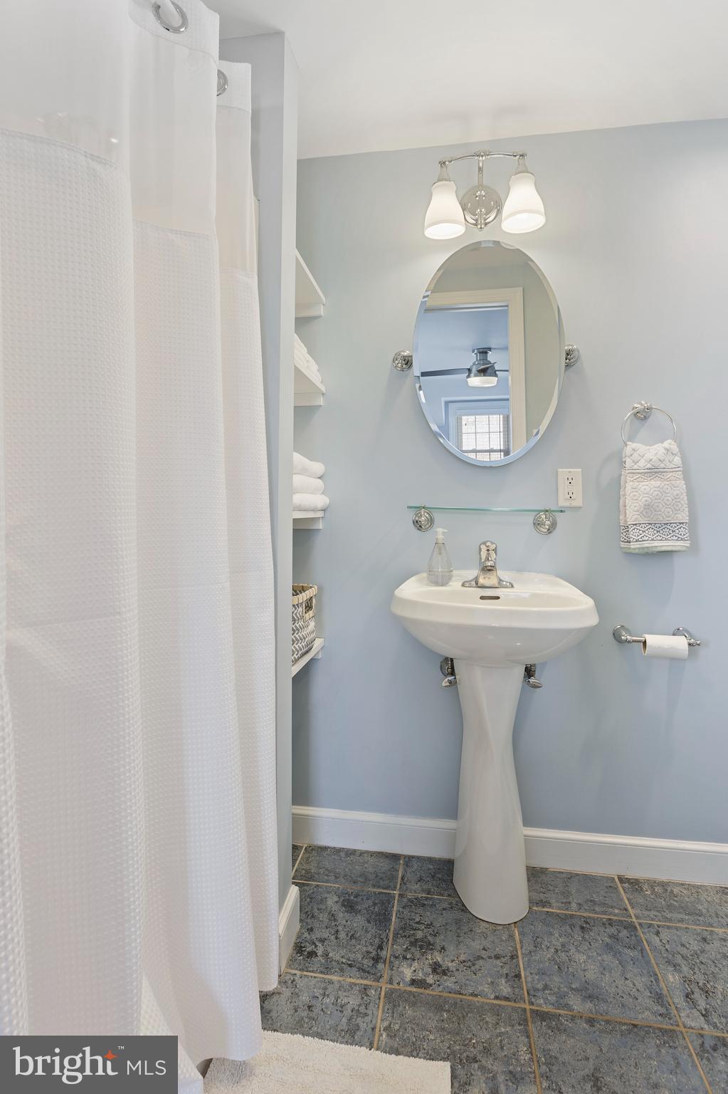 517 Cumberland Road Havertown, PA 19083 - Photo 17 of 25
