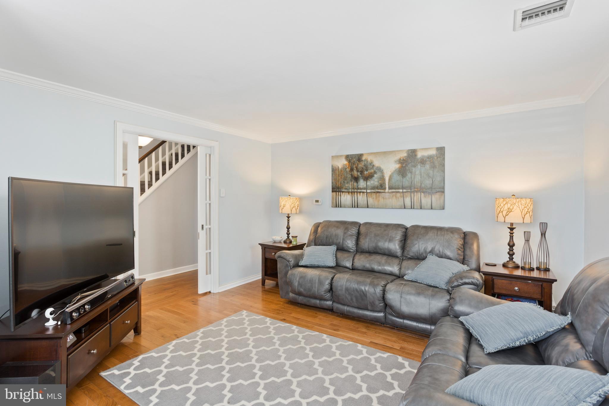517 Cumberland Road Havertown, PA 19083 - Photo 4 of 25