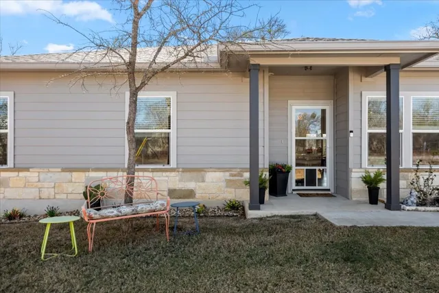 $349,900 | 235 Iva Lane, Bastrop, TX 78602