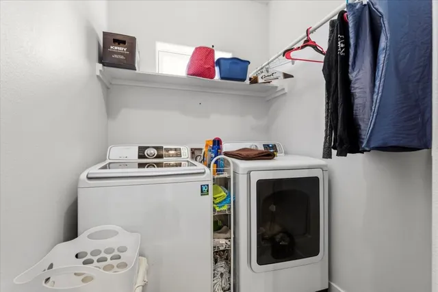 $349,900 | 235 Iva Lane, Bastrop, TX 78602