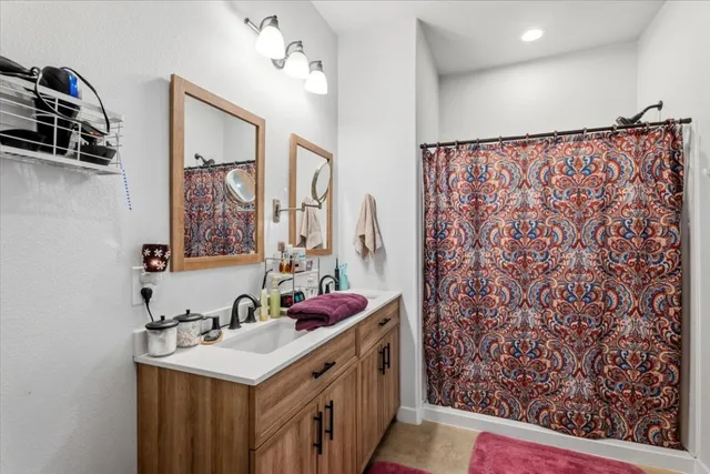 $349,900 | 235 Iva Lane, Bastrop, TX 78602