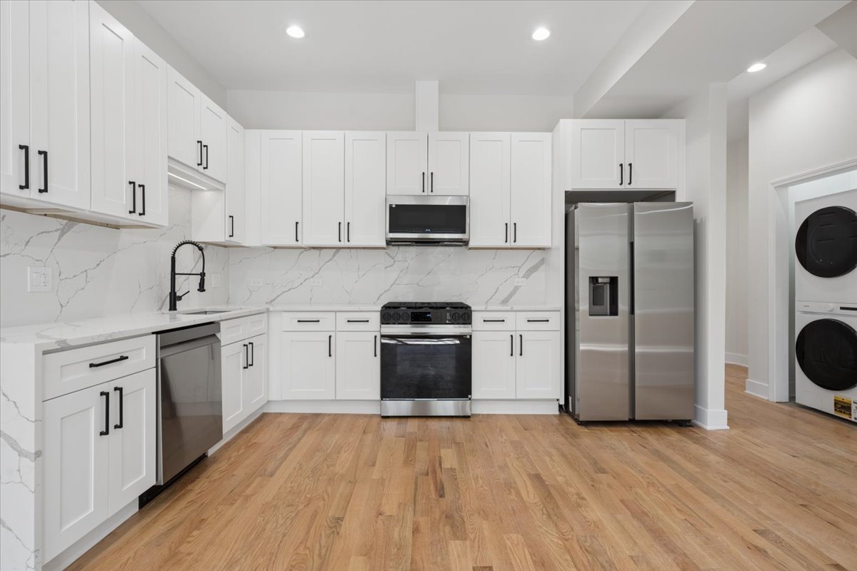 2002 West Huron Street Chicago, IL 60612 - Photo 46 of 60