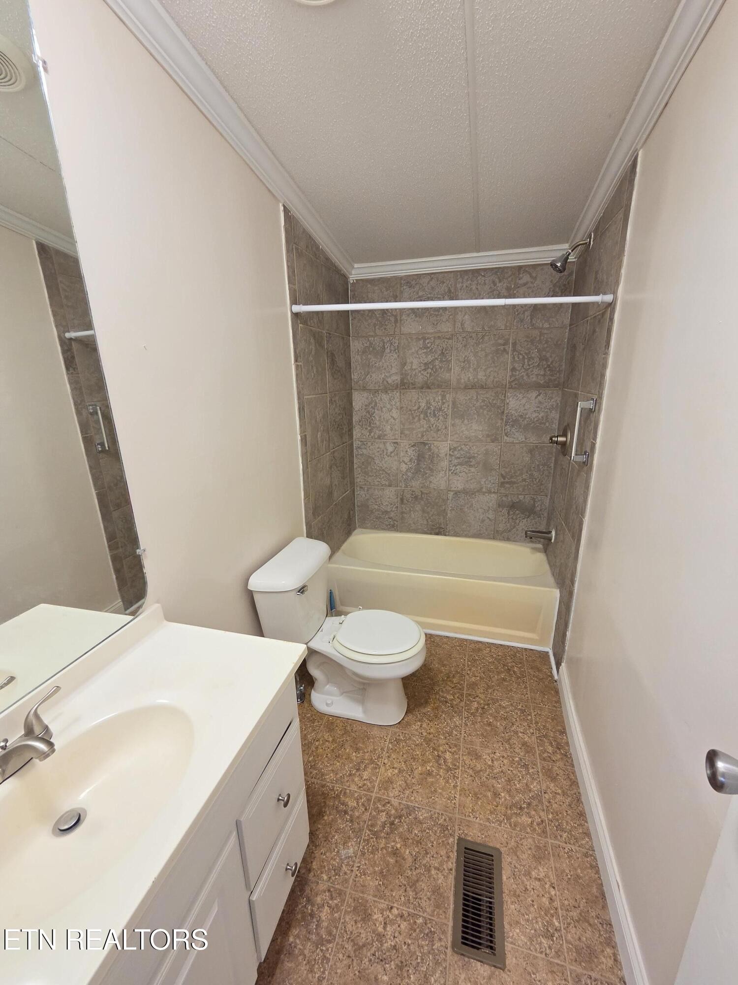 2262 Mentor Road Louisville, TN 37777 - Photo 34 of 40 Gallery Image 34