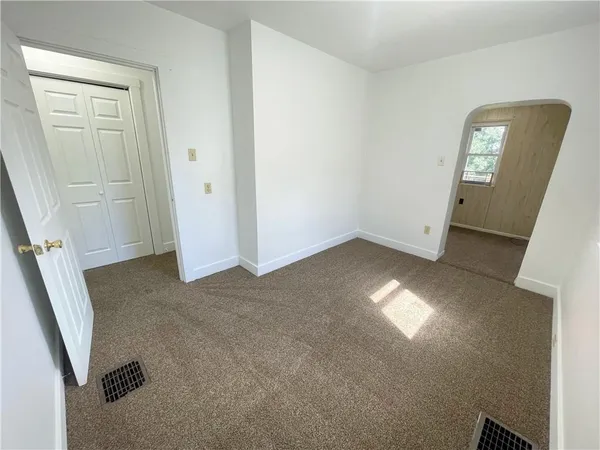 $1,150 | 214 Vine Street, Homestead, PA 15120