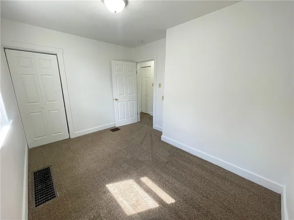 $1,150 | 214 Vine Street, Homestead, PA 15120