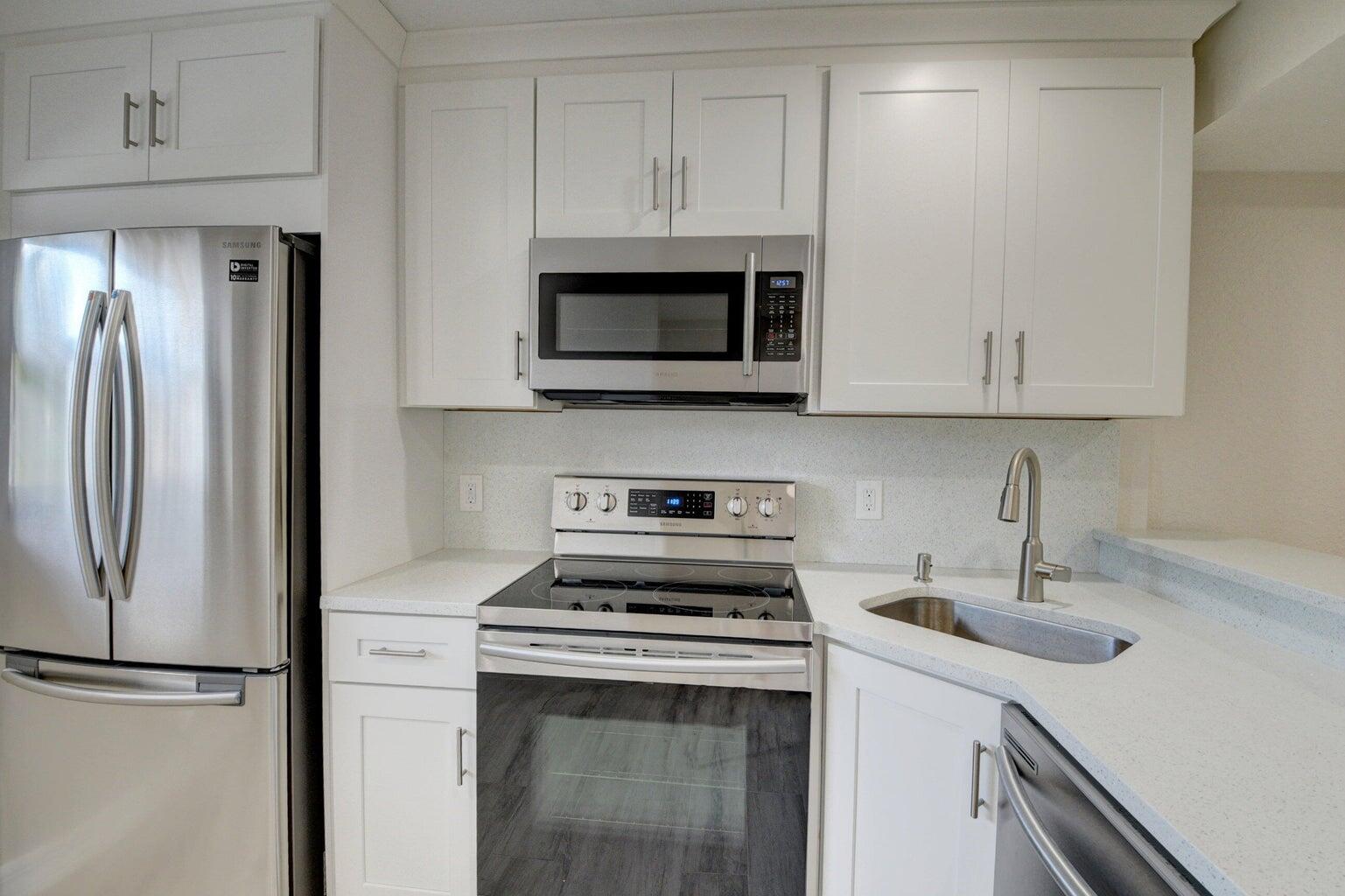 398 West Camino Real, Unit 3 Boca Raton, FL 33432 - Photo 8 of 20 20221130203919343786000000-o