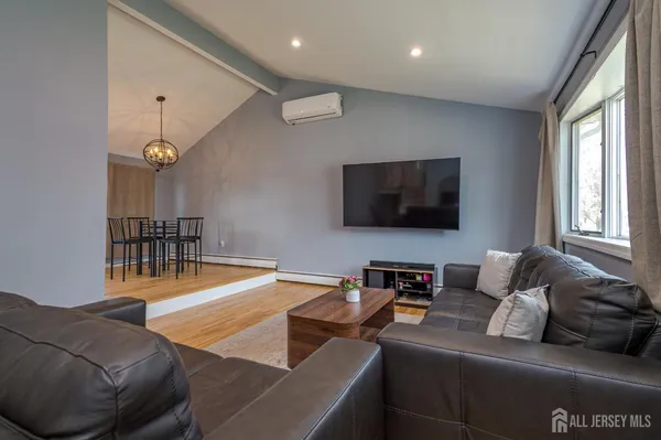 $550,000 | 67 Albert Drive, Sayreville, NJ 08859