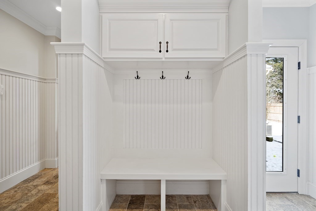 9 Claflin Road Wellesley, MA 02482 - Photo 29 of 31