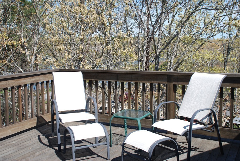 11 Pontiac Road Mashpee, MA 02649 - Photo 13 of 18