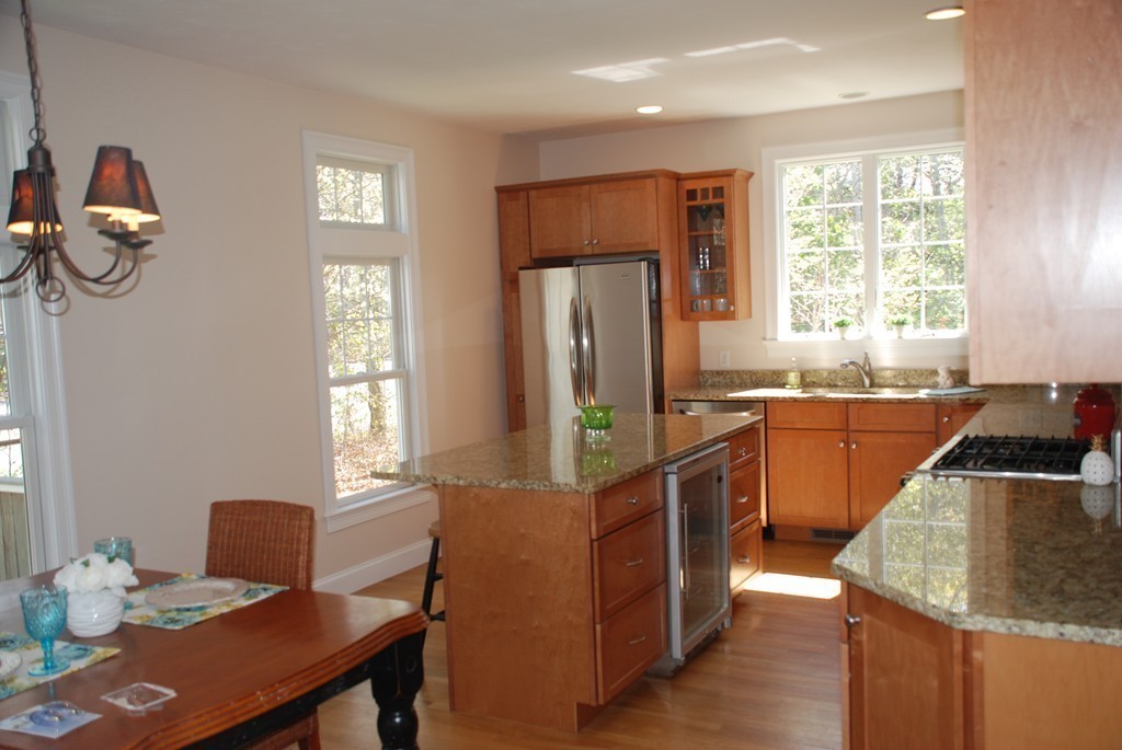 11 Pontiac Road Mashpee, MA 02649 - Photo 4 of 18