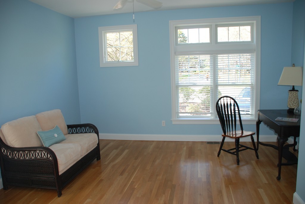 11 Pontiac Road Mashpee, MA 02649 - Photo 5 of 18