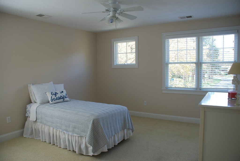11 Pontiac Road Mashpee, MA 02649 - Photo 9 of 18
