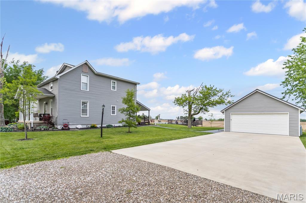1207 Cemetery Road Jerseyville, IL 62052 - Photo 10 of 87