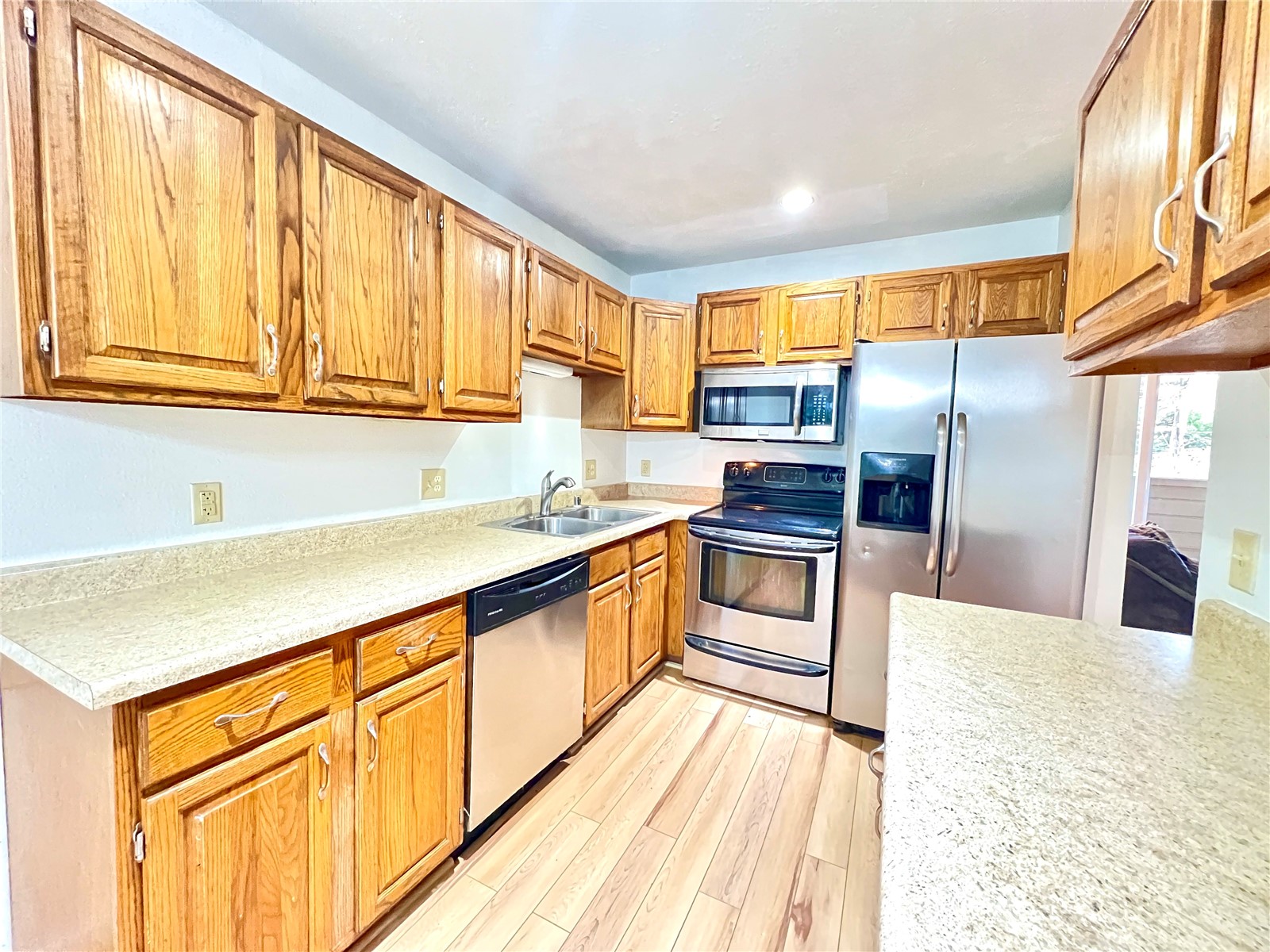 6722 Ryan Gulch Road, Unit 6722 Silverthorne, CO 80498 - Photo 4 of 28