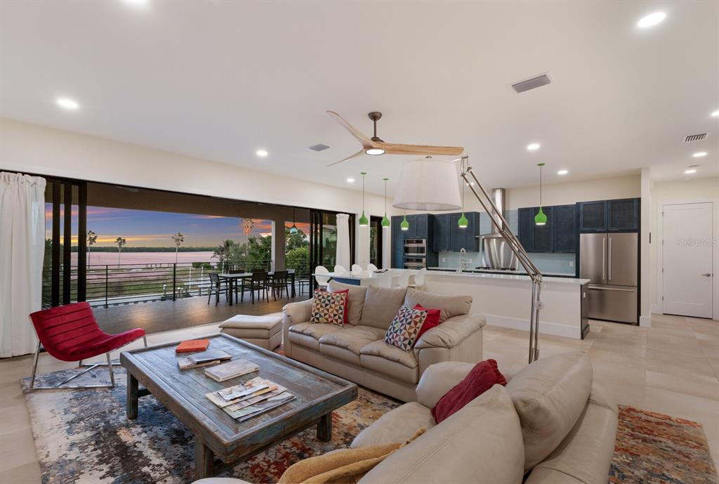 569 Rountree Drive Longboat Key, FL 34228 - Photo 16 of 69