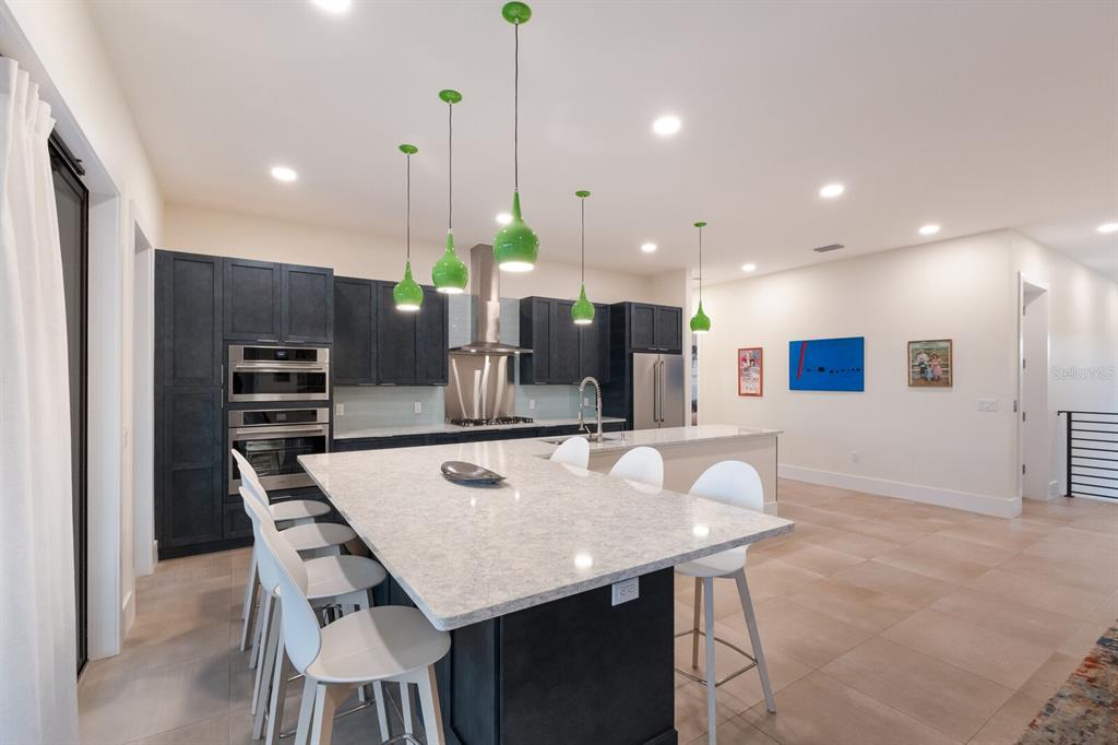 569 Rountree Drive Longboat Key, FL 34228 - Photo 17 of 69