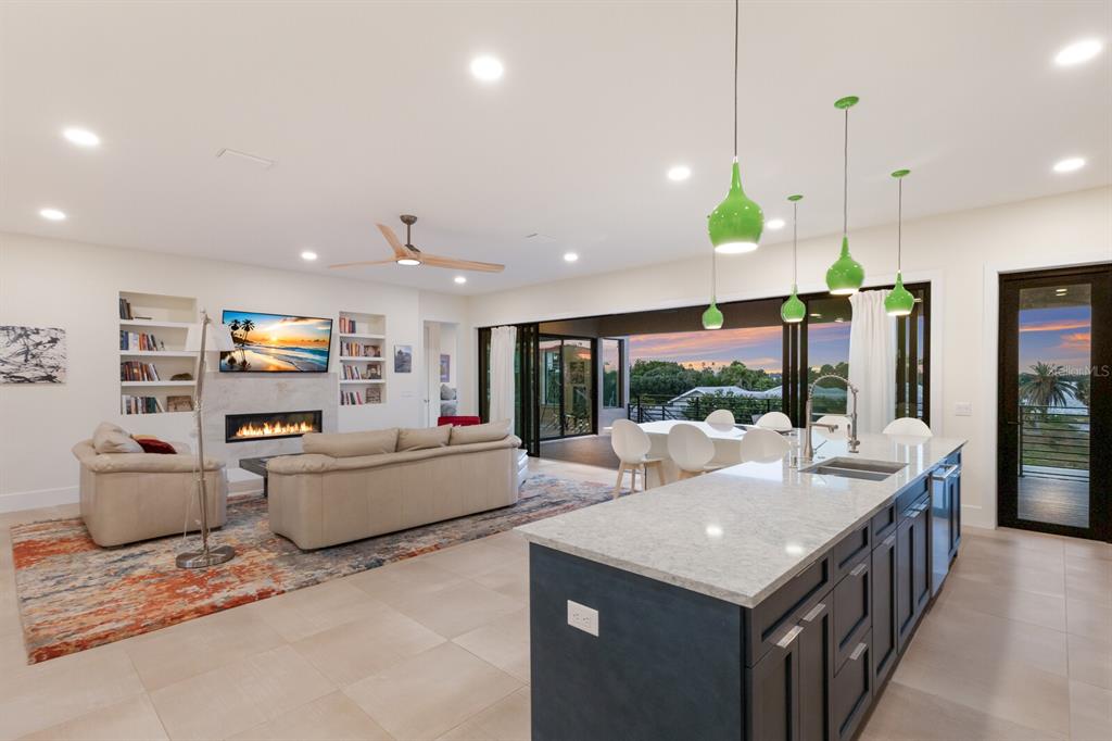 569 Rountree Drive Longboat Key, FL 34228 - Photo 20 of 69