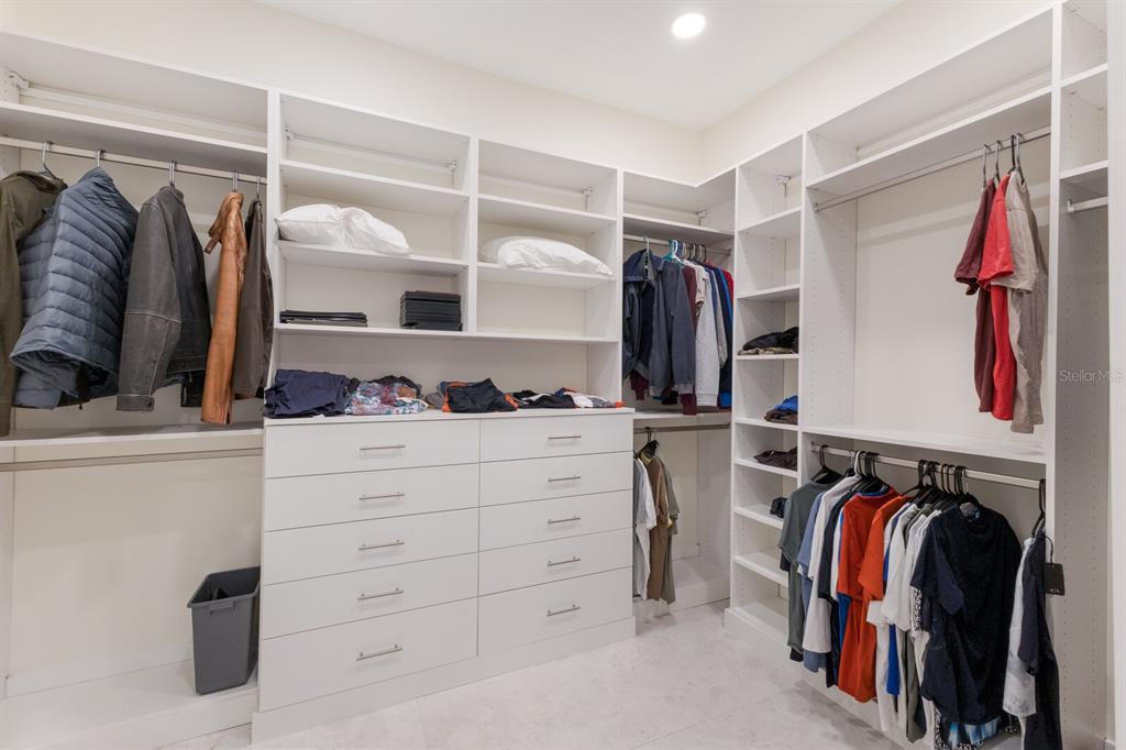 569 Rountree Drive Longboat Key, FL 34228 - Photo 27 of 69