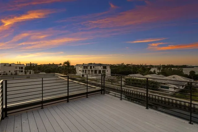 $3,190,000 | 569 Rountree Drive, Longboat Key, FL 34228
