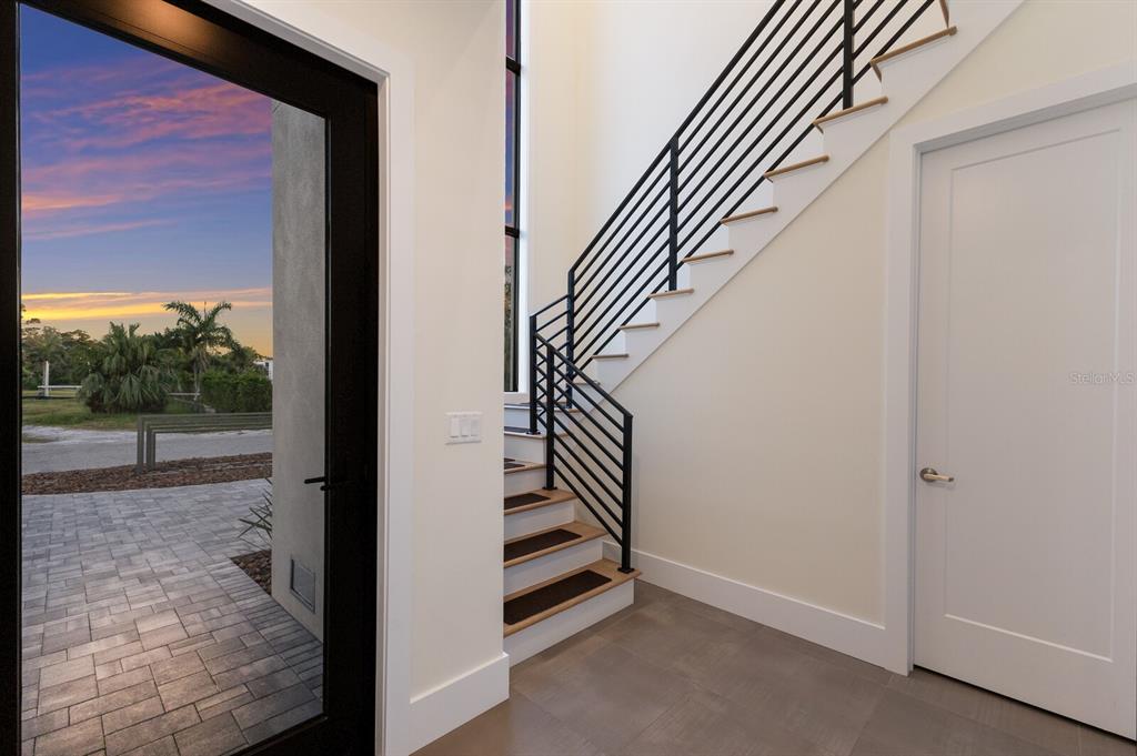 569 Rountree Drive Longboat Key, FL 34228 - Photo 9 of 69