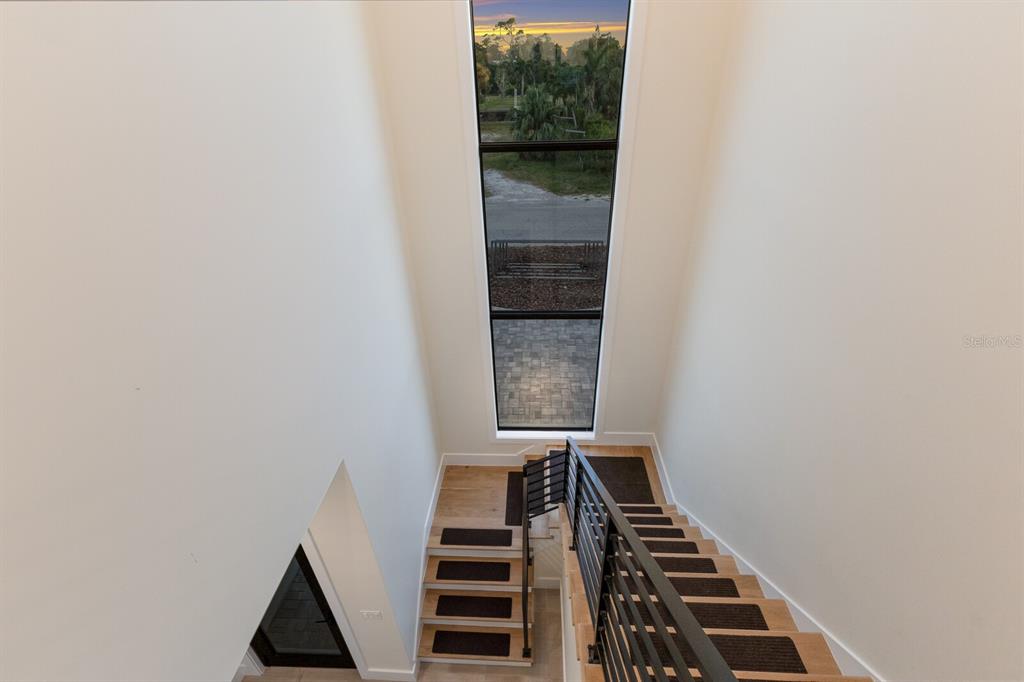 569 Rountree Drive Longboat Key, FL 34228 - Photo 10 of 69