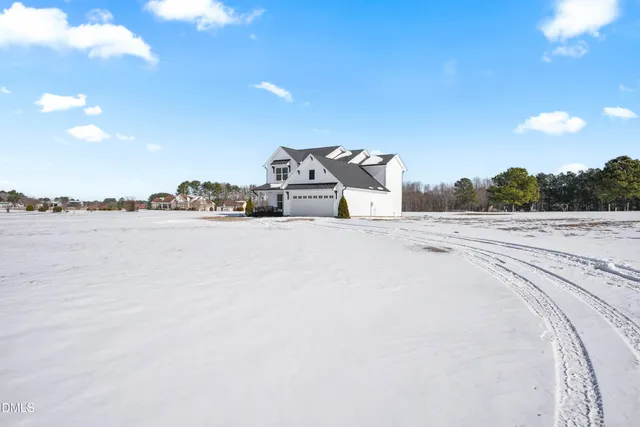 $549,000 | 3936 Kemet Drive, Zebulon, NC 27597