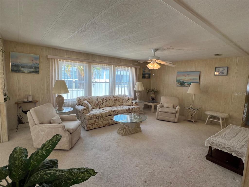 832 Cane Palm Street Largo, FL 33778 - Photo 17 of 37