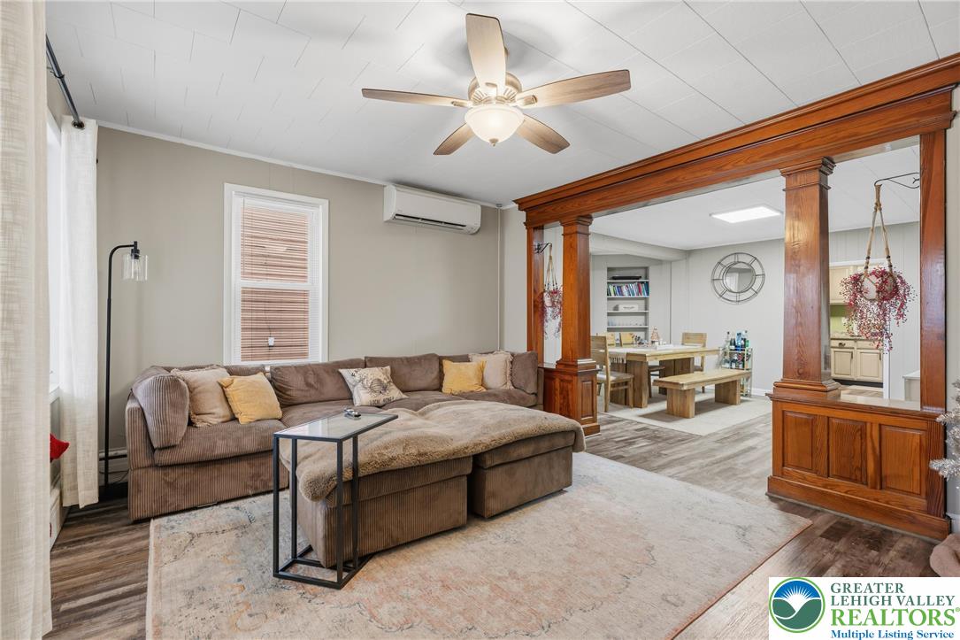 148 South 3rd Street Coplay, PA 18037 - Photo 4 of 36