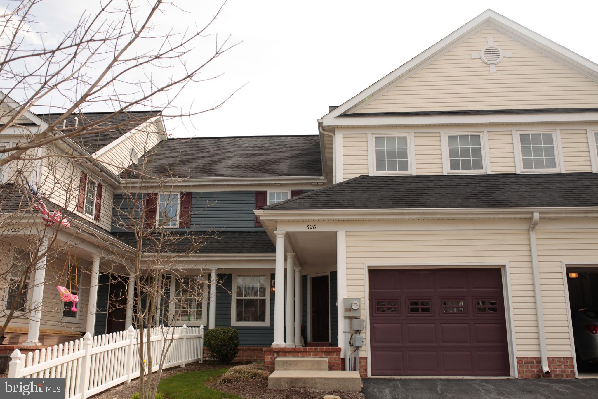 626 Chatham Way Lititz, PA 17543 - Photo 1 of 62 Front View